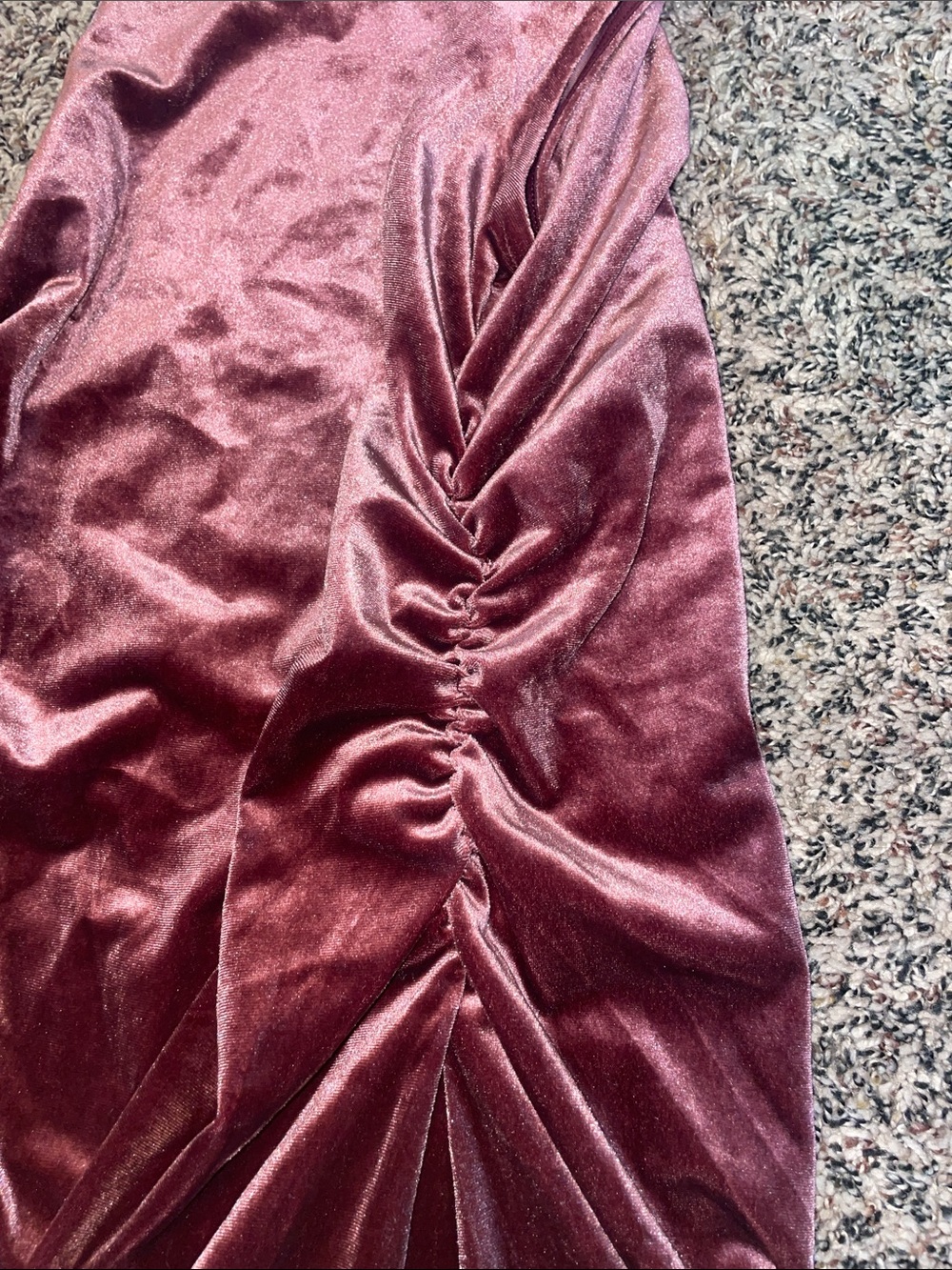 Wild Fable Burgundy Bodycon Ruched Side Mini Sheath Velour Velvet Dress NWT - Picture 4 of 5